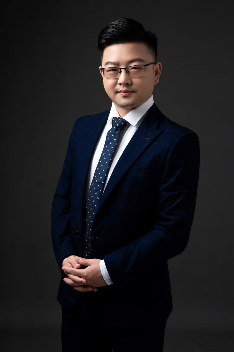 鲍捷.jpg